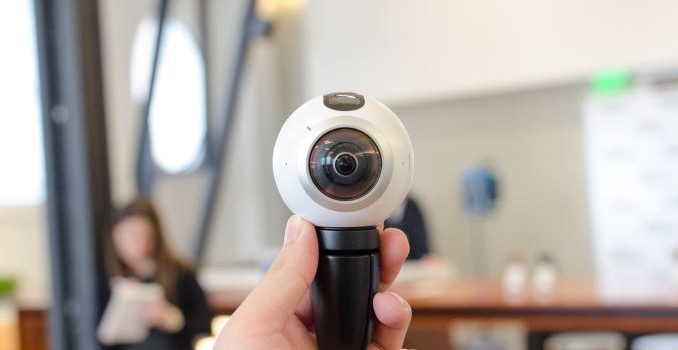 Samsung Announces the Gear 360: Consumer VR Content Creation