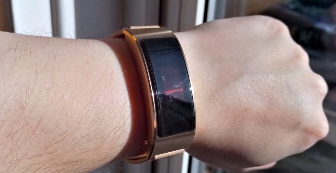 One Month With: The Huawei TalkBand B3