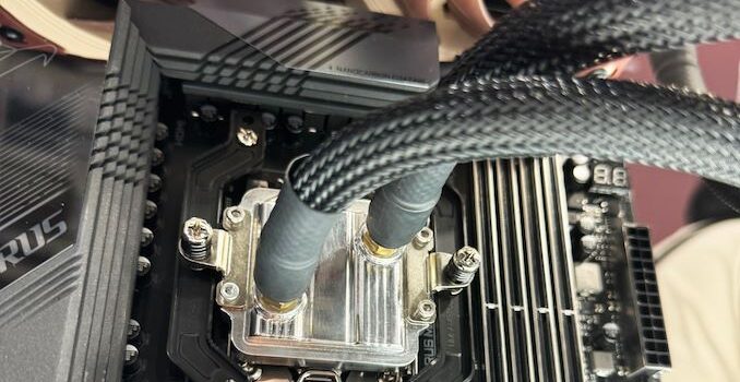 Noctua Shows Off Thermosiphon Based CPU Cooler Prototype At Computex 2024