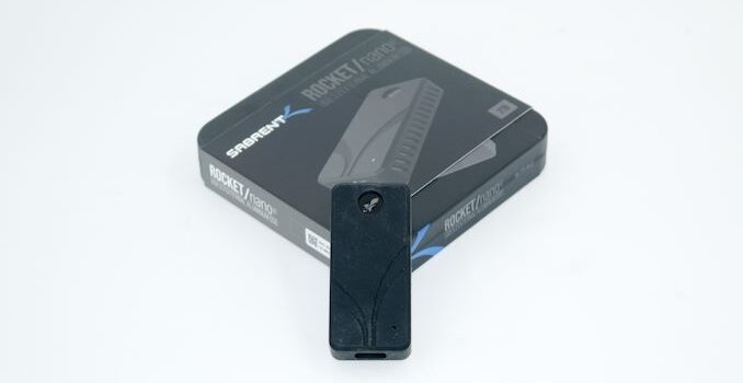 Sabrent Rocket nano V2 External SSD Review: Phison U18 in a Solid Offering